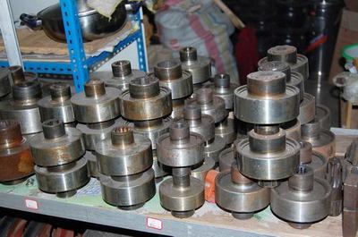 湖北少咸宁市起重机电贵阳分公司_贵州太升五金机电市场_专业市场_贵州商情网